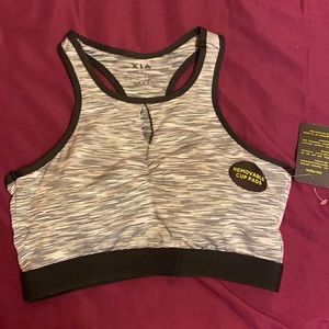 New sports bra with removable cups